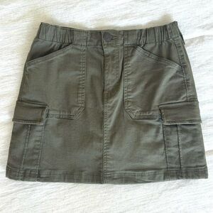 SO Clothing Khaki Mini Cargo Skirt, 7/W28